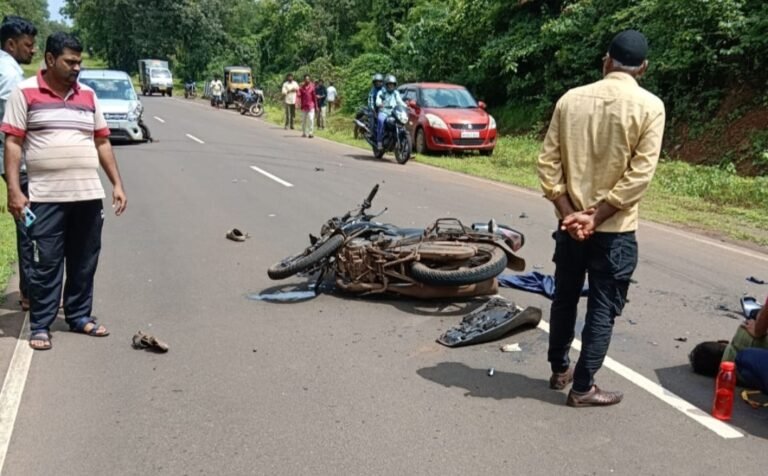 तुळसणी येथे कार- दुचाकीचा भीषण अपघात; दोघेजण गंभीर जखमी