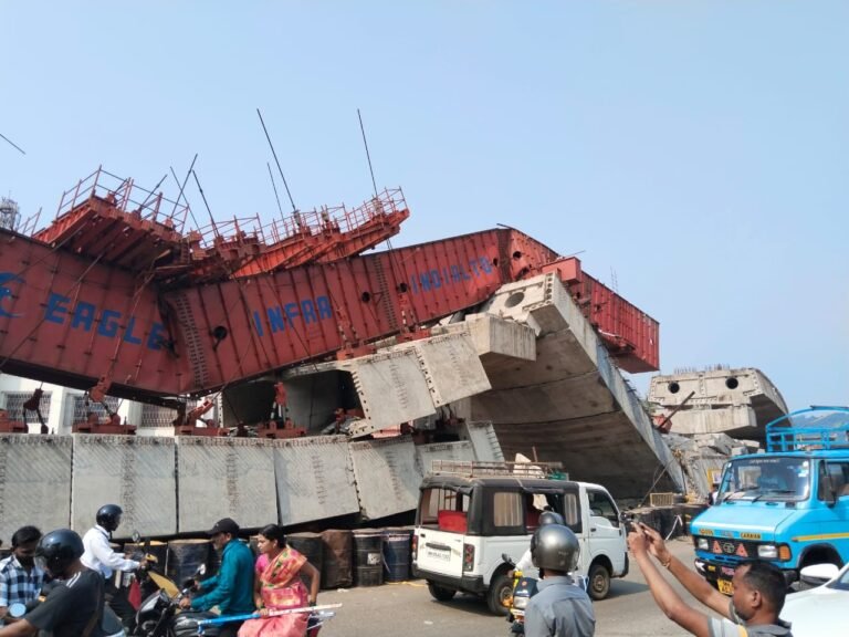 चिपळूण उड्डाणपूल दुर्घटनेच्या चौकशीसाठी तीन केंद्रीय सदस्यांपैकी दोनच सदस्य दाखल